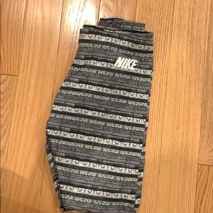 Nike leggings